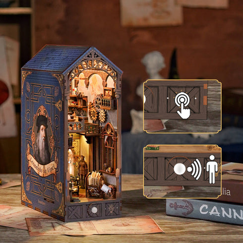 DIY Book Nook Kit: Leonardo da Vinci w/ Dust Cover