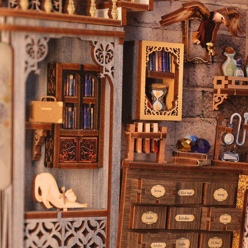 DIY Book Nook Kit: Nebula Common Room with Dust Cover